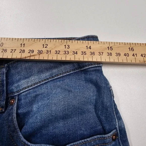 Chicos The Platinum Boyfriend Jeans Tapered Leg Medium Wash Blue Women's 00/XS/2 - Picture 7 of 12